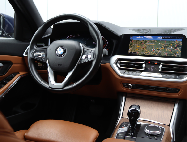 BMW 320 3-serie 320i High Executive Edition | Schuifdak | — photo 17
