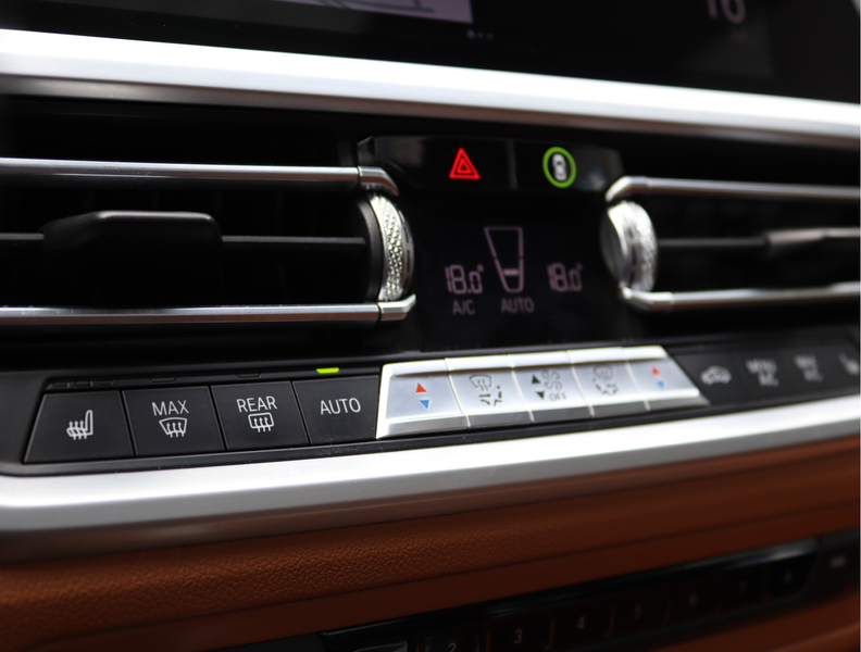 BMW 320 3-serie 320i High Executive Edition | Schuifdak | — photo 50