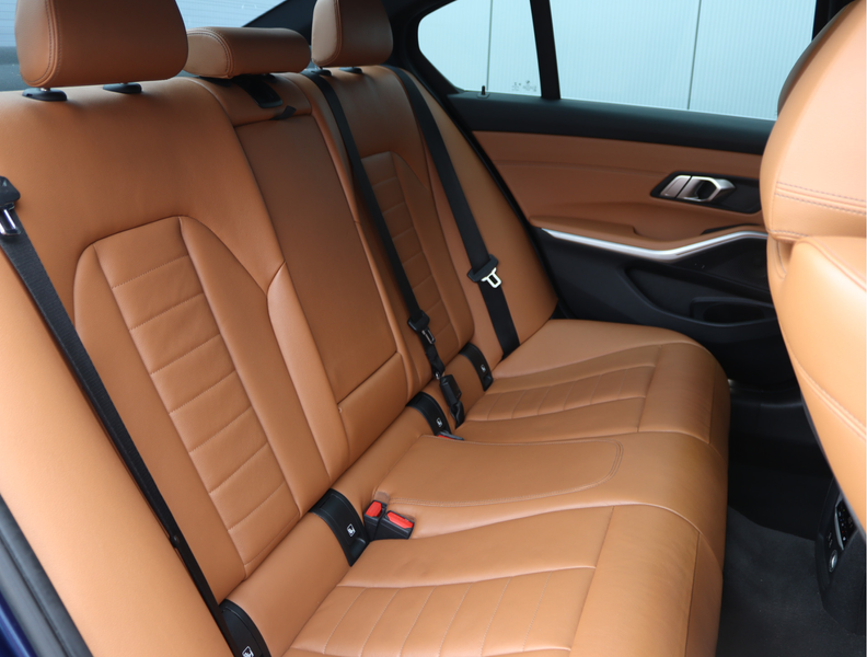 BMW 320 3-serie 320i High Executive Edition | Schuifdak | — photo 21