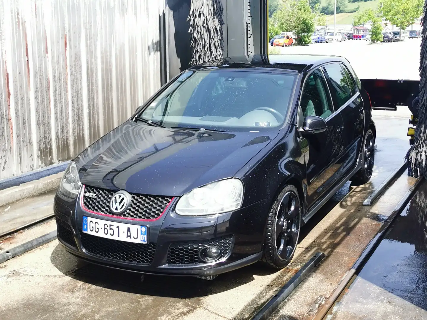 Volkswagen Golf 2 Litres Tfsi de 200 chevaux din Noir - 2
