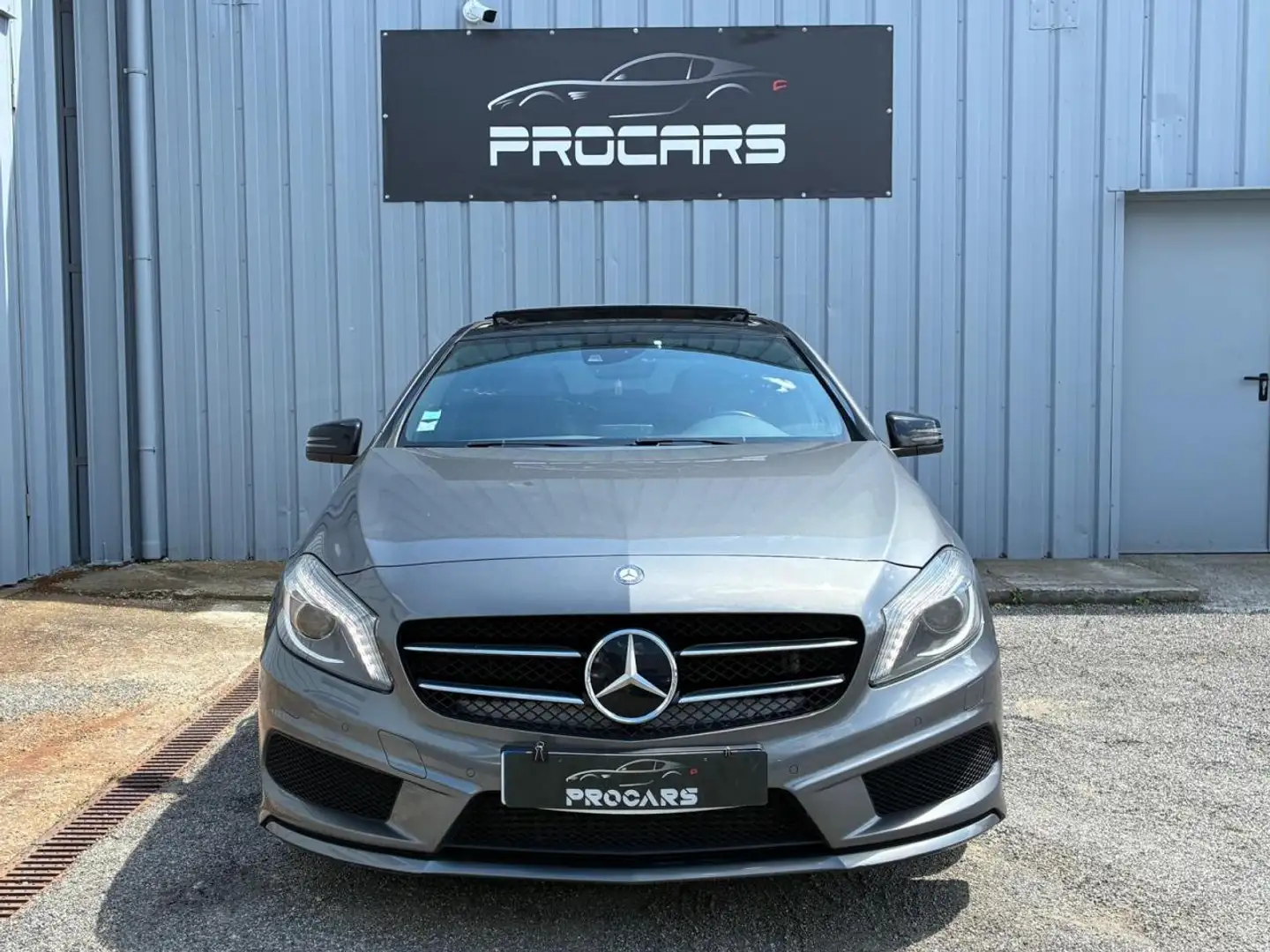 Mercedes-Benz A 250 250 2.0 i 211ch 16V Turbo BV 7G-DCT Fascination 4- Grigio - 2