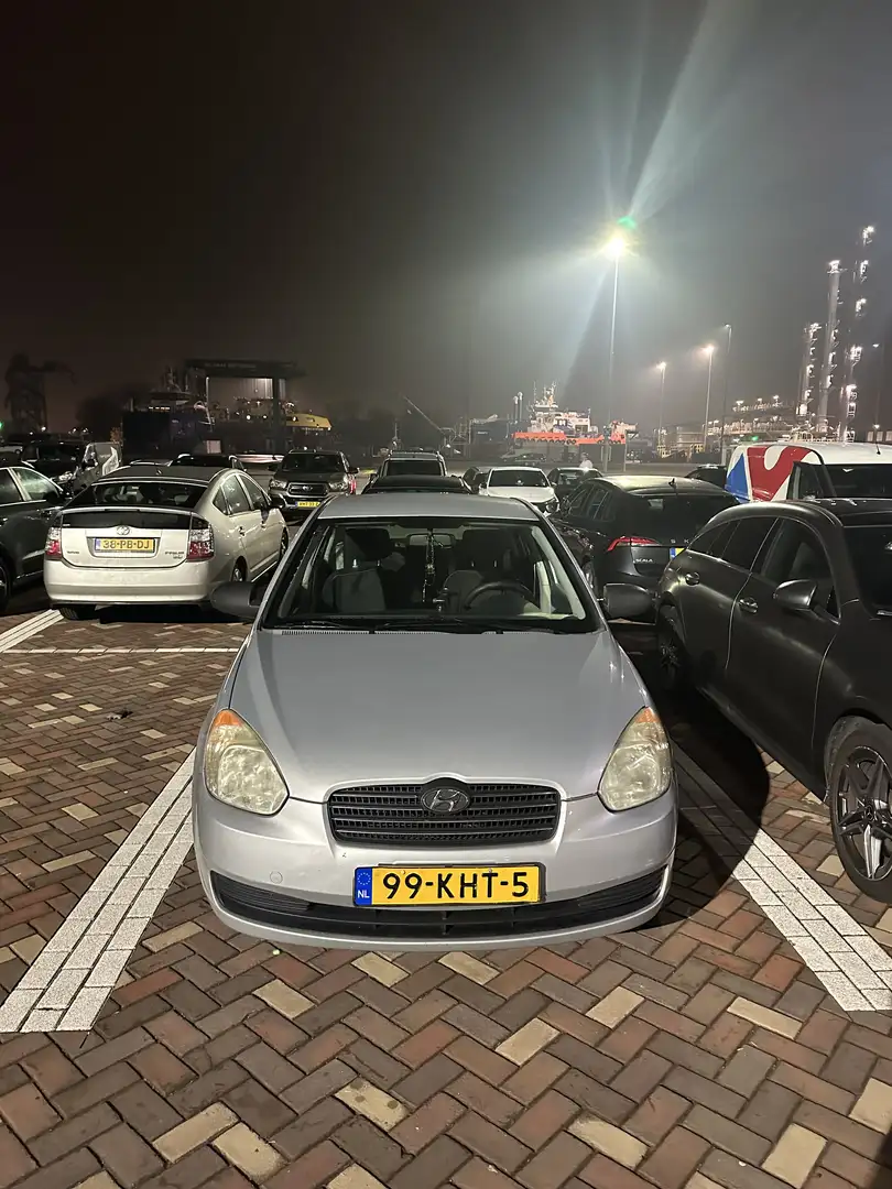 Hyundai ACCENT 1.4 GL - 1