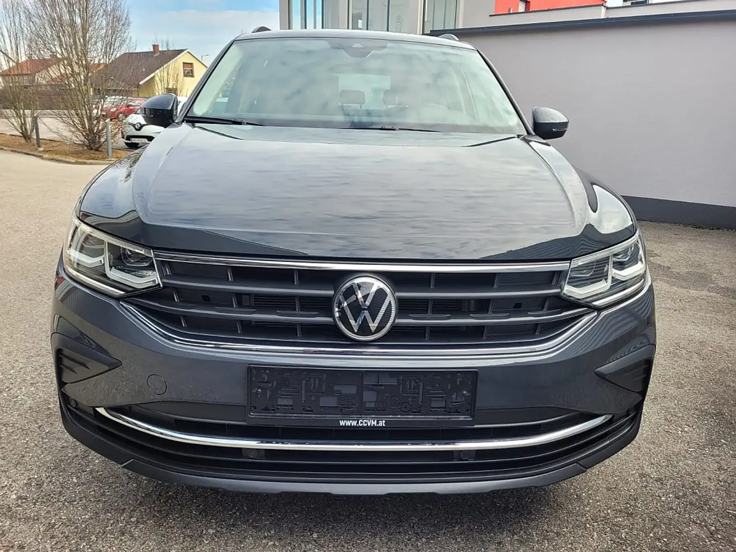 Volkswagen Tiguan 1,4 e-Hybrid DSG Life, Glasschiebedach Gris - 2