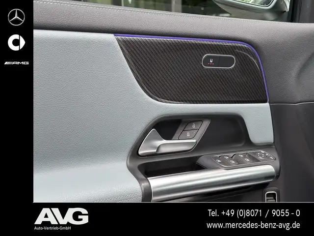 Mercedes-Benz GLA view 18
