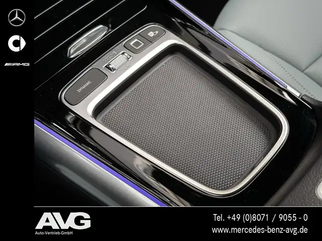 Mercedes-Benz GLA view 27