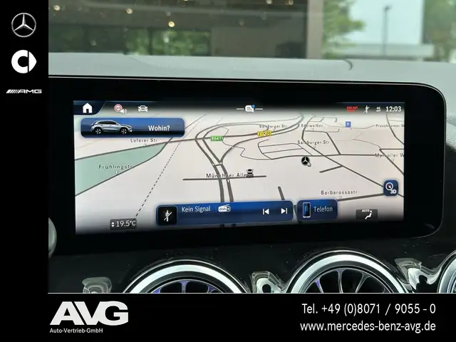 Mercedes-Benz GLA view 24