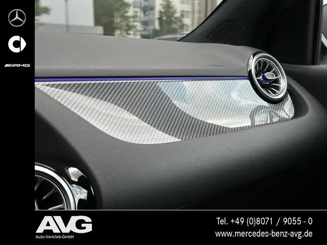 Mercedes-Benz GLA view 25