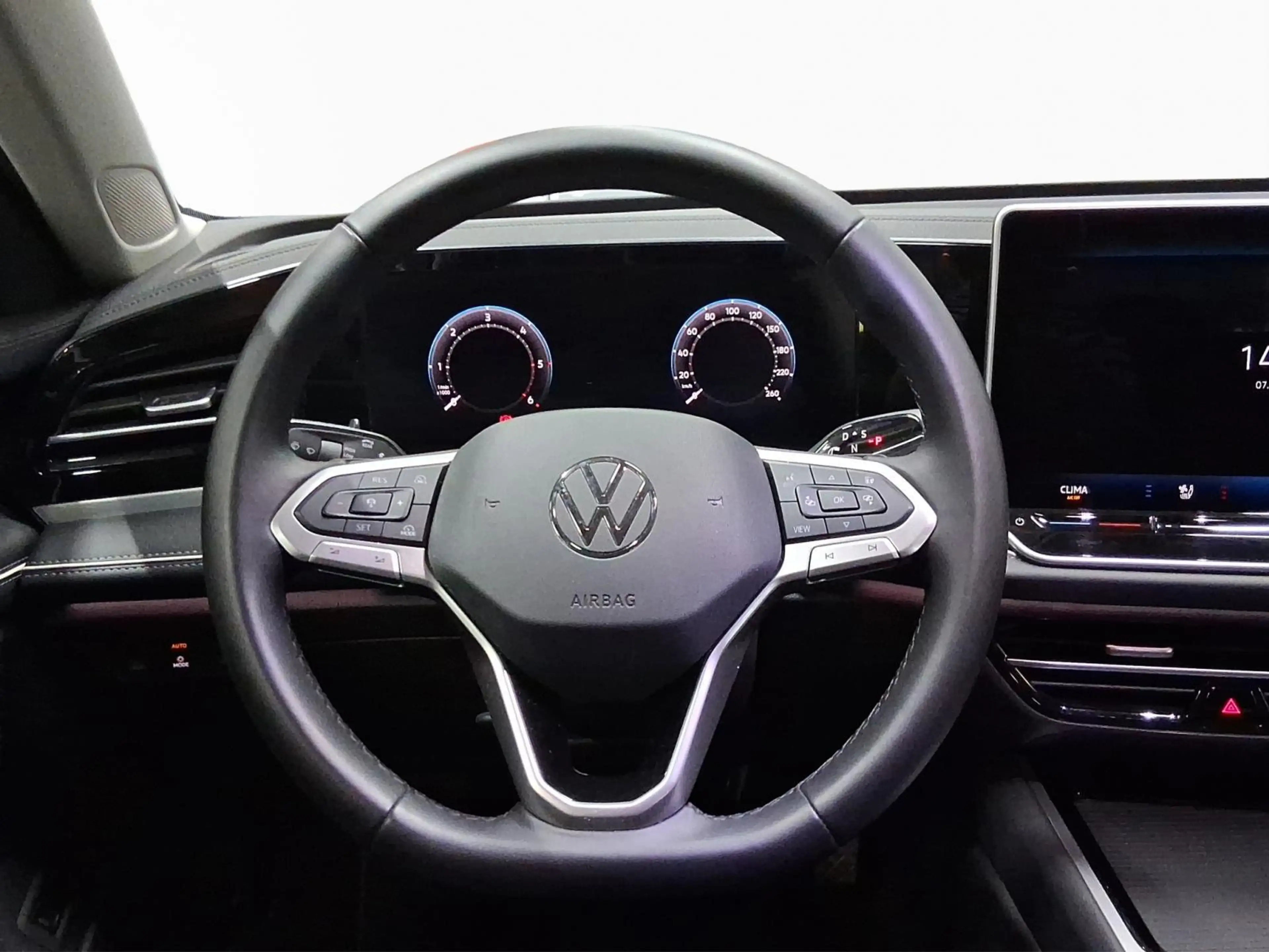 Volkswagen Passat Elegance+DSG+P.Acoustique+AHK — photo 11
