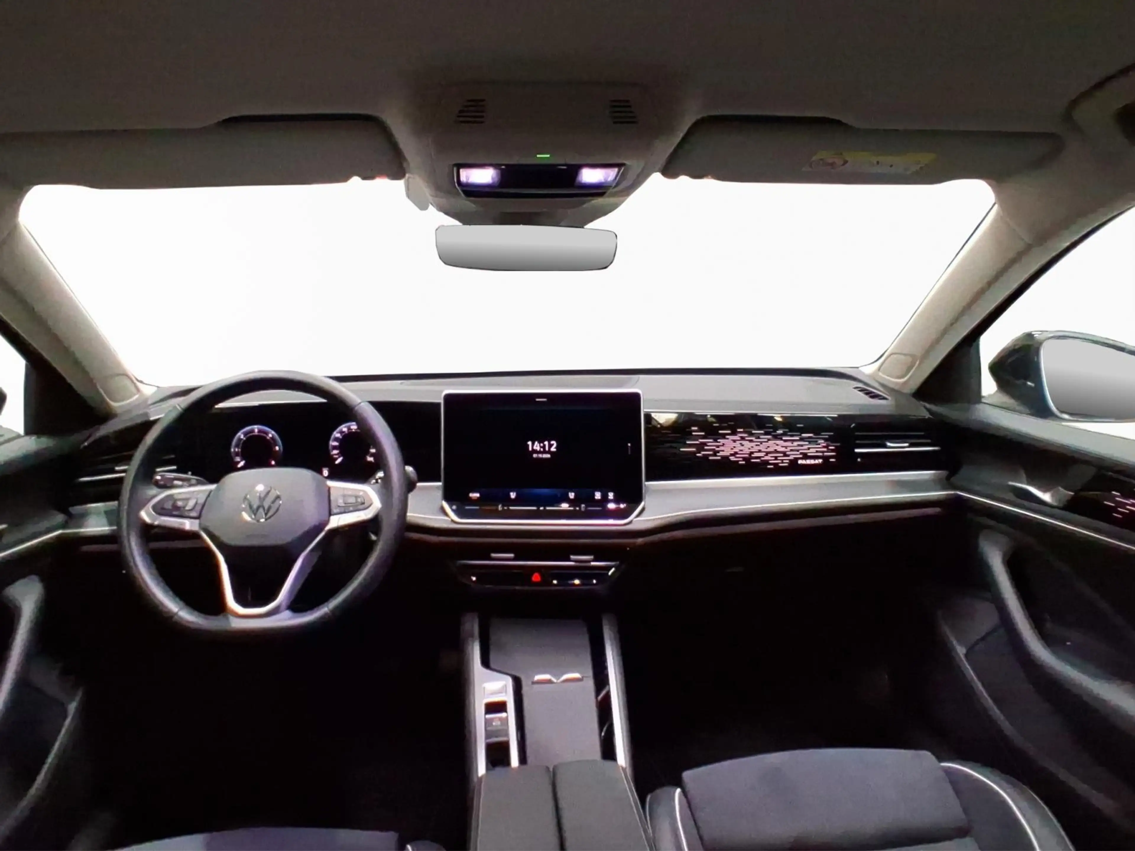 Volkswagen Passat Elegance+DSG+P.Acoustique+AHK — photo 2