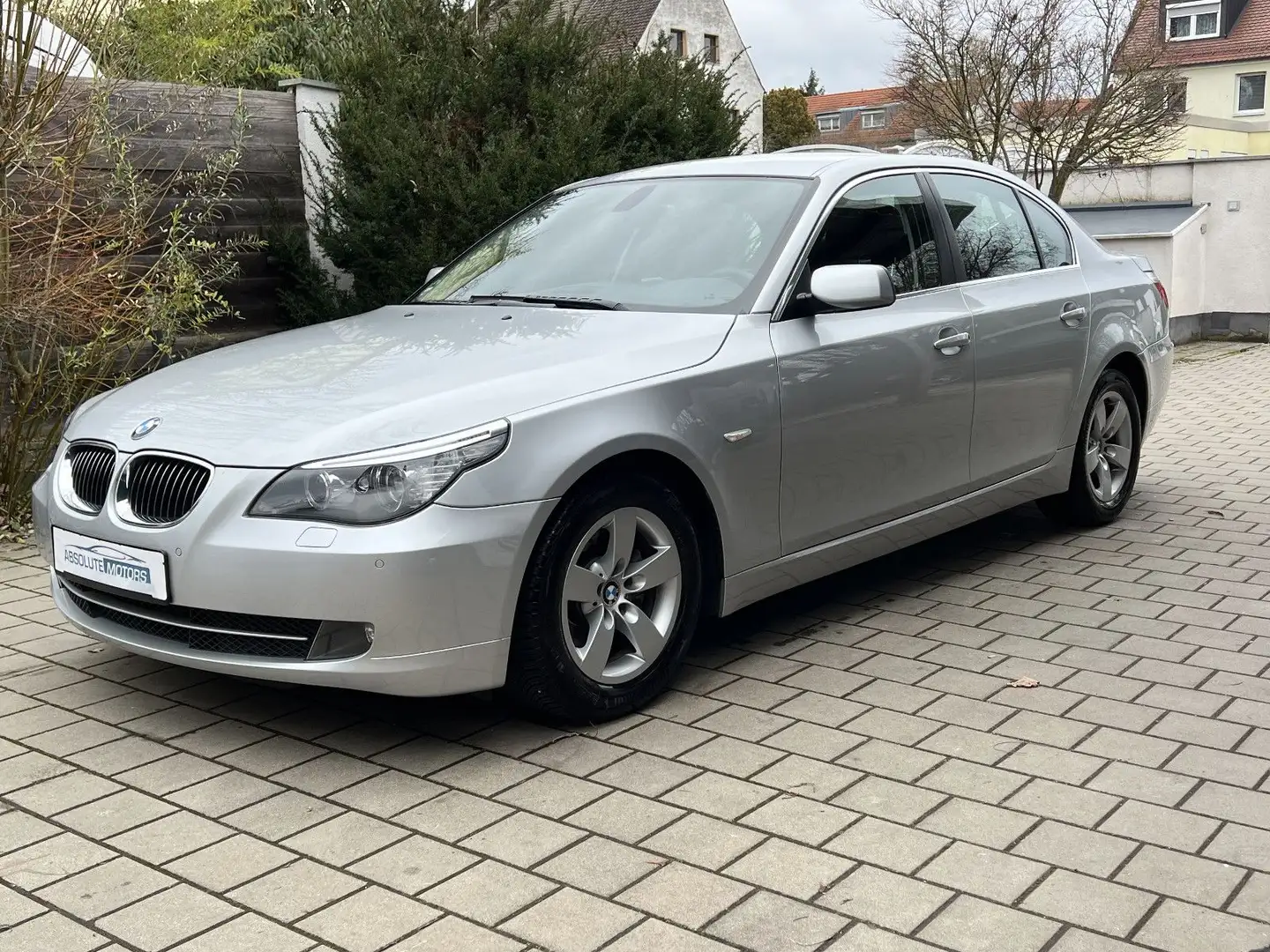 BMW 523 i E60 Autom. LCI *AHK *Xenon *Navi Argent - 1