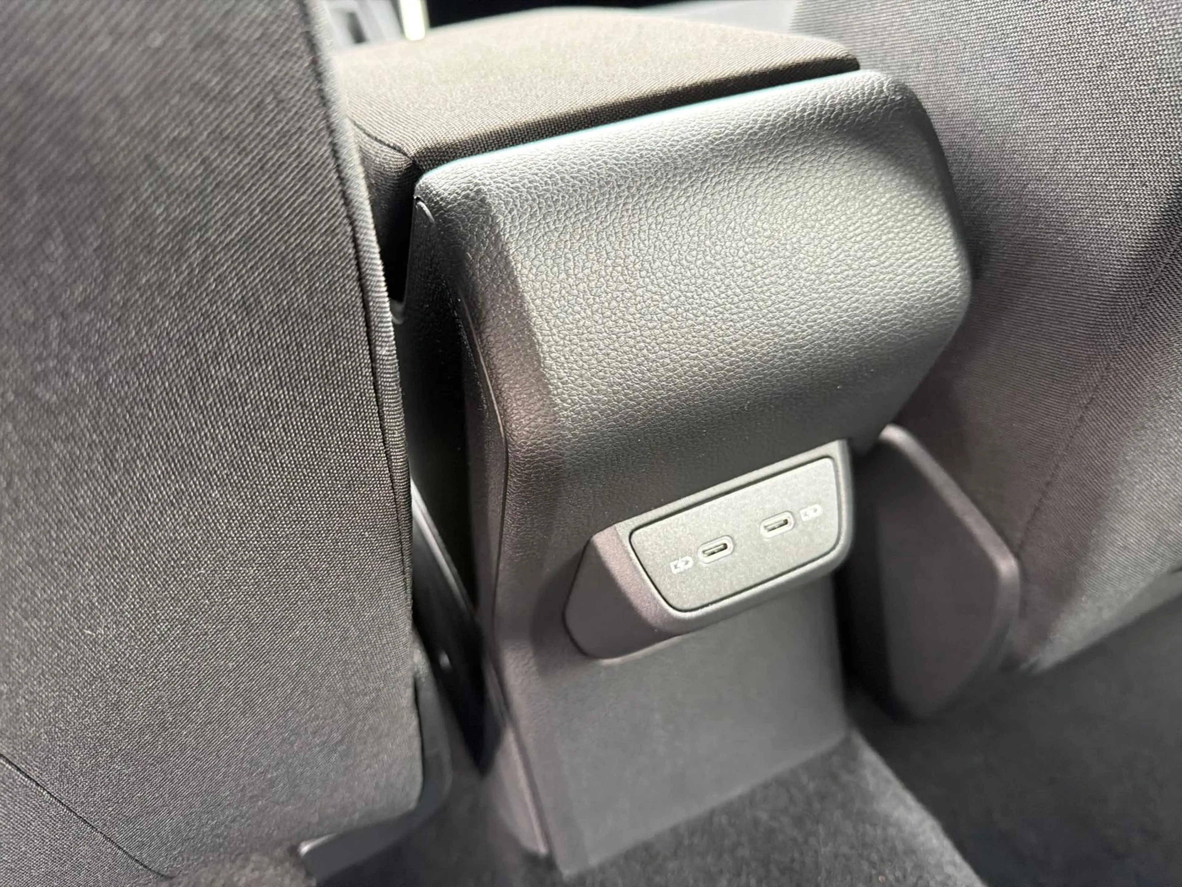 Volkswagen Taigo 1.0 TSI Life *LED*Sitzhzg*Android Auto* — photo 7