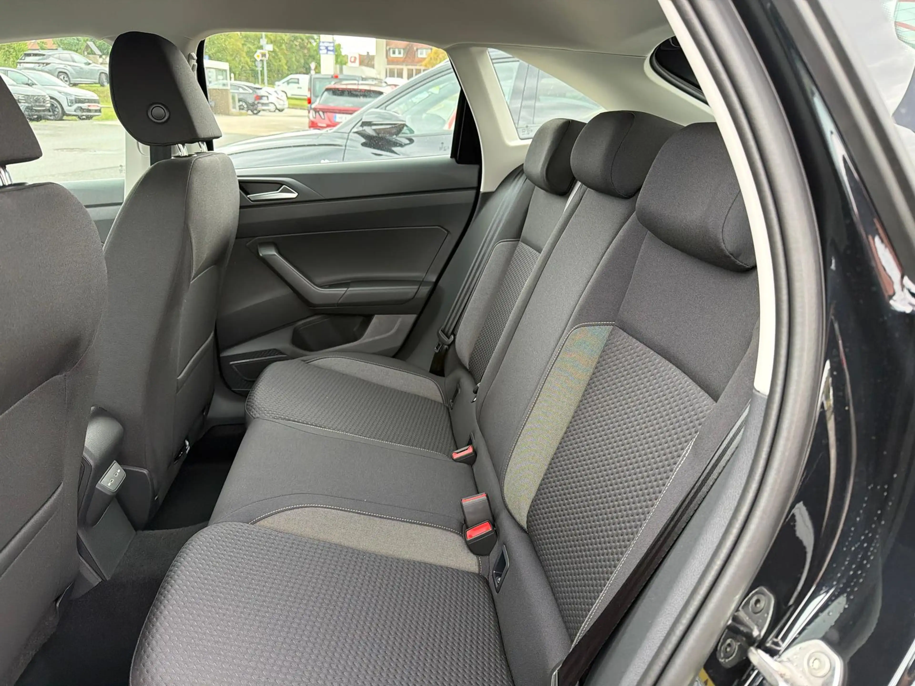 Volkswagen Taigo 1.0 TSI Life *LED*Sitzhzg*Android Auto* — photo 6
