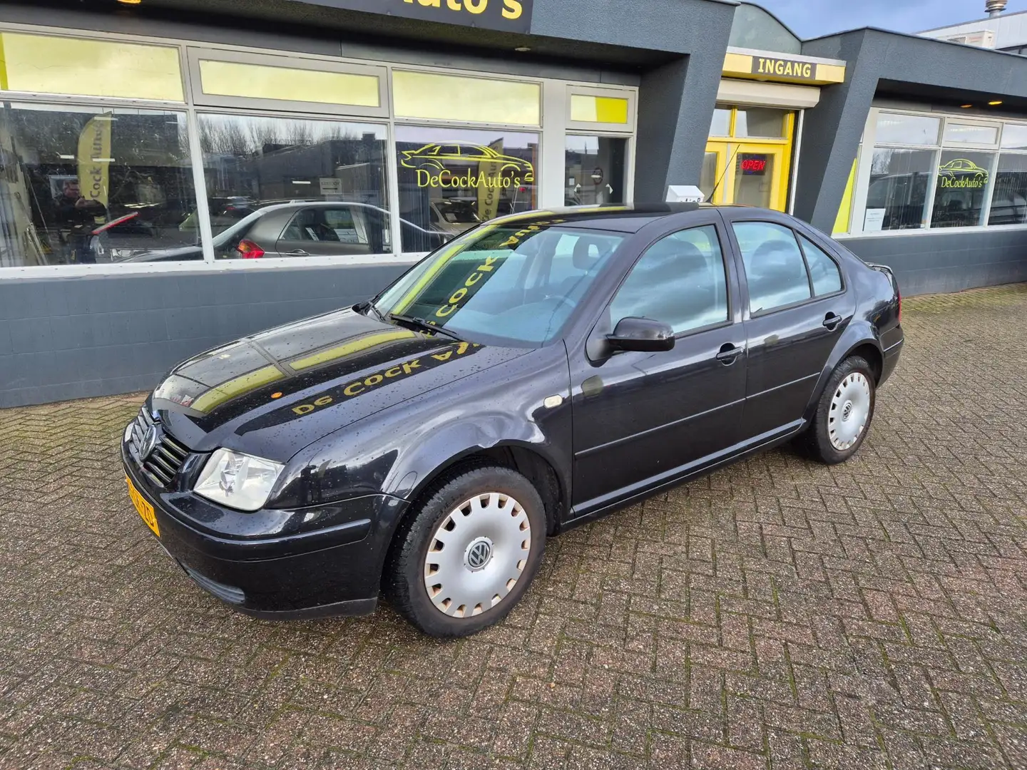 Volkswagen Bora 1.6/TREKHAAK/NW APK 06-2026 Zwart - 2