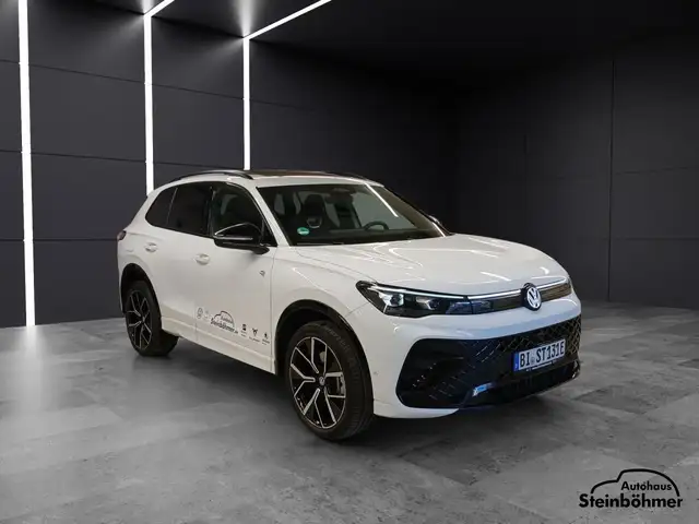 Volkswagen Tiguan view 10