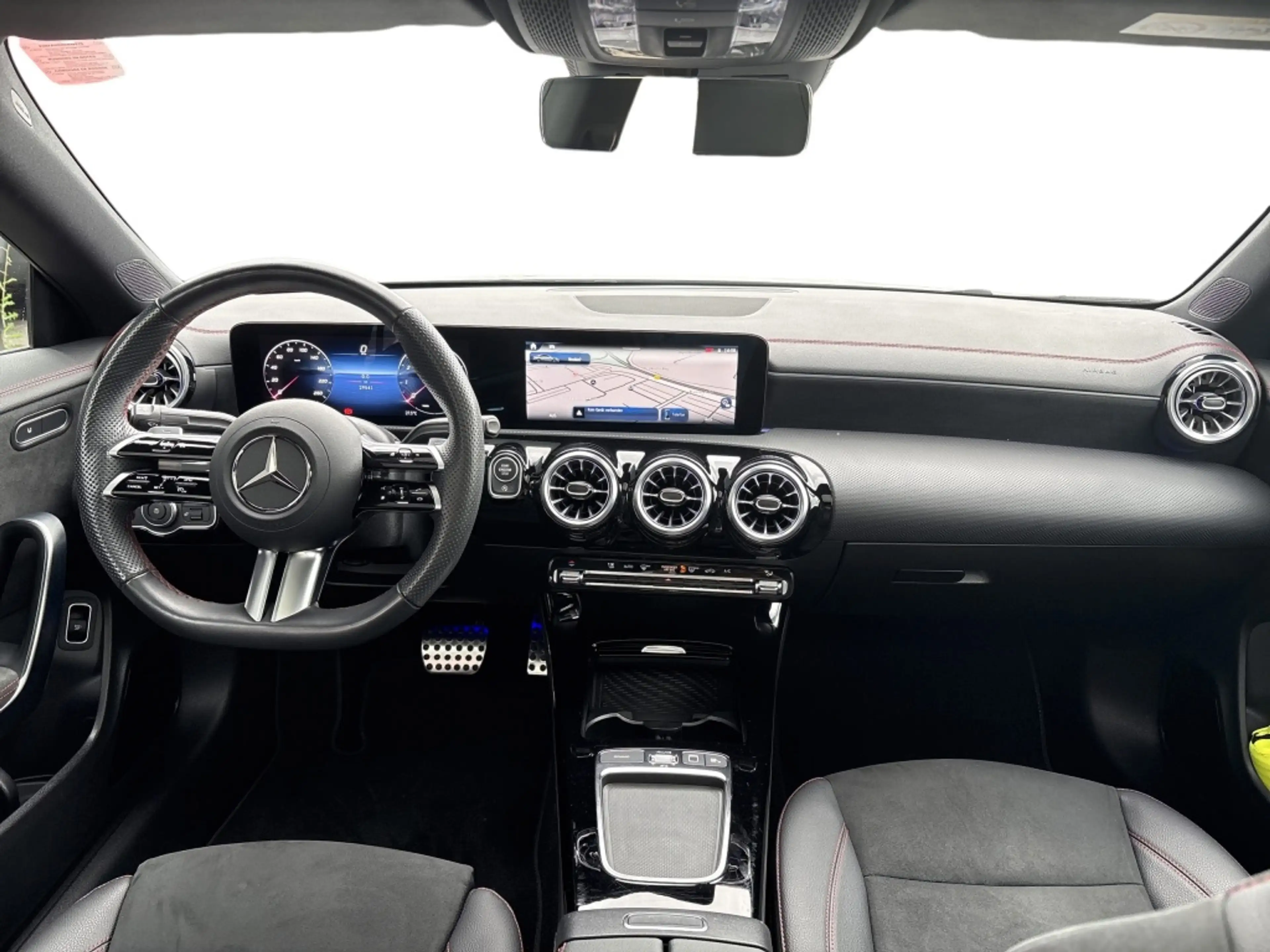 Mercedes-Benz CLA 220 4MATIC Coupé AMG NIGHT PANO 360 ACC SOUND — photo 8