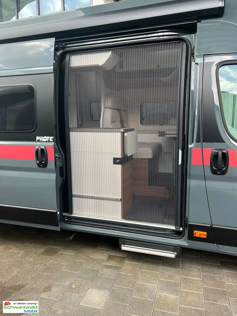 Pilote V633M X-Edition AKTIONSPREIS CARAVANING TAGE! Grau - 2