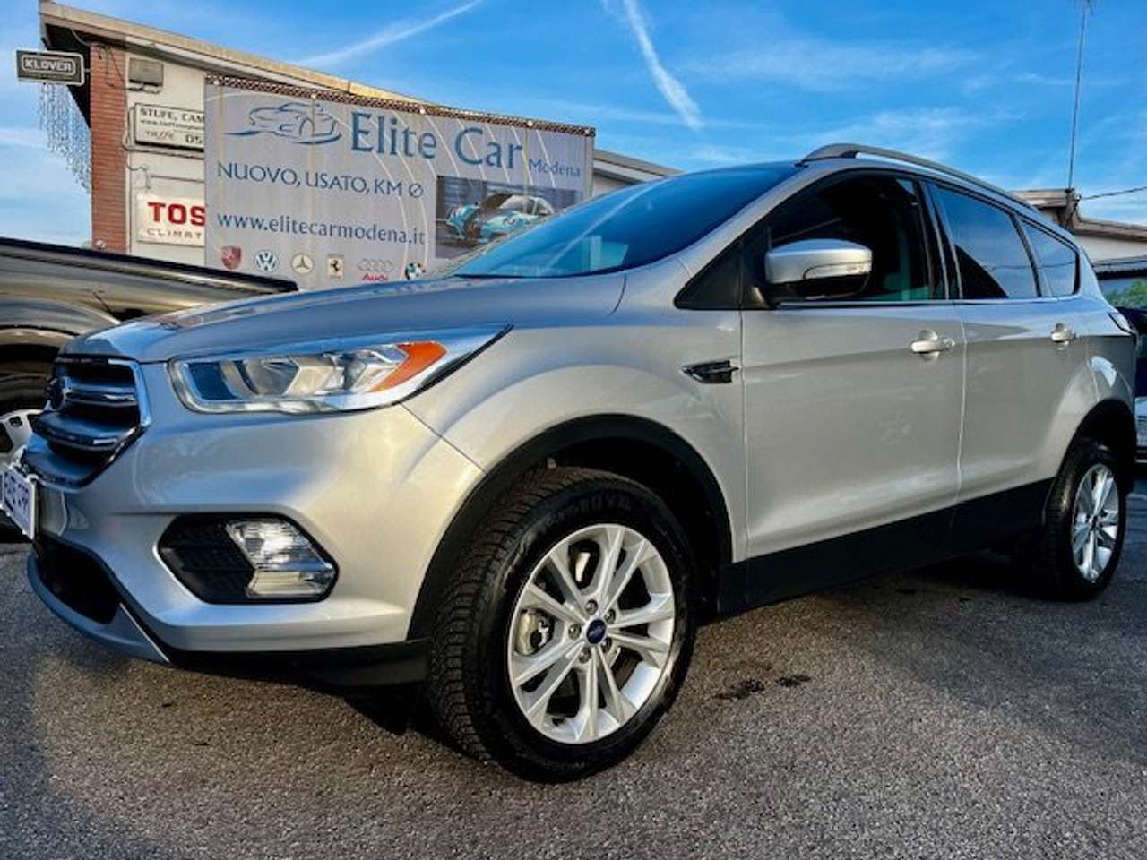 Ford Kuga 1.5 tdci Titanium Powershift 120 CV "PELLE/NAVI/..