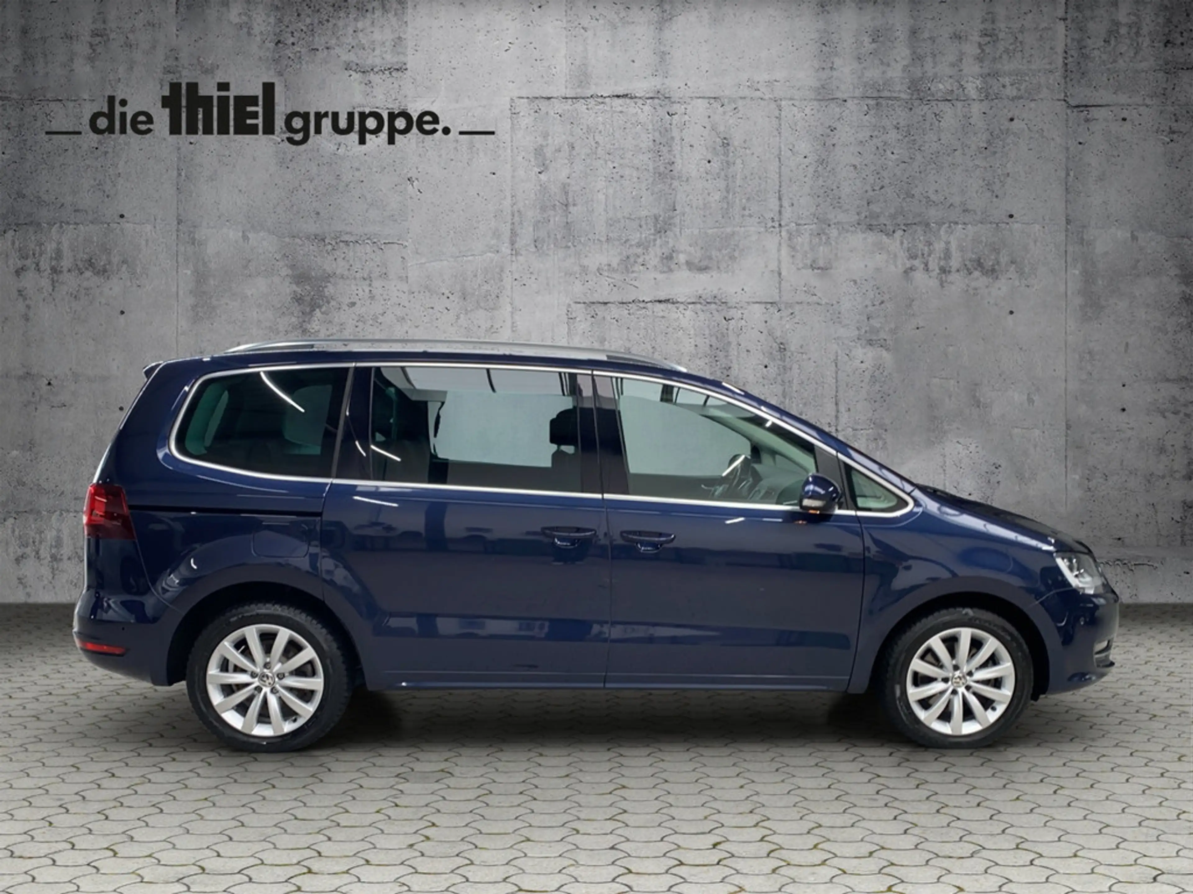 Volkswagen Sharan 2.0 TSI Highline DSG 7-Sitzer+Leder+AHK — photo 6