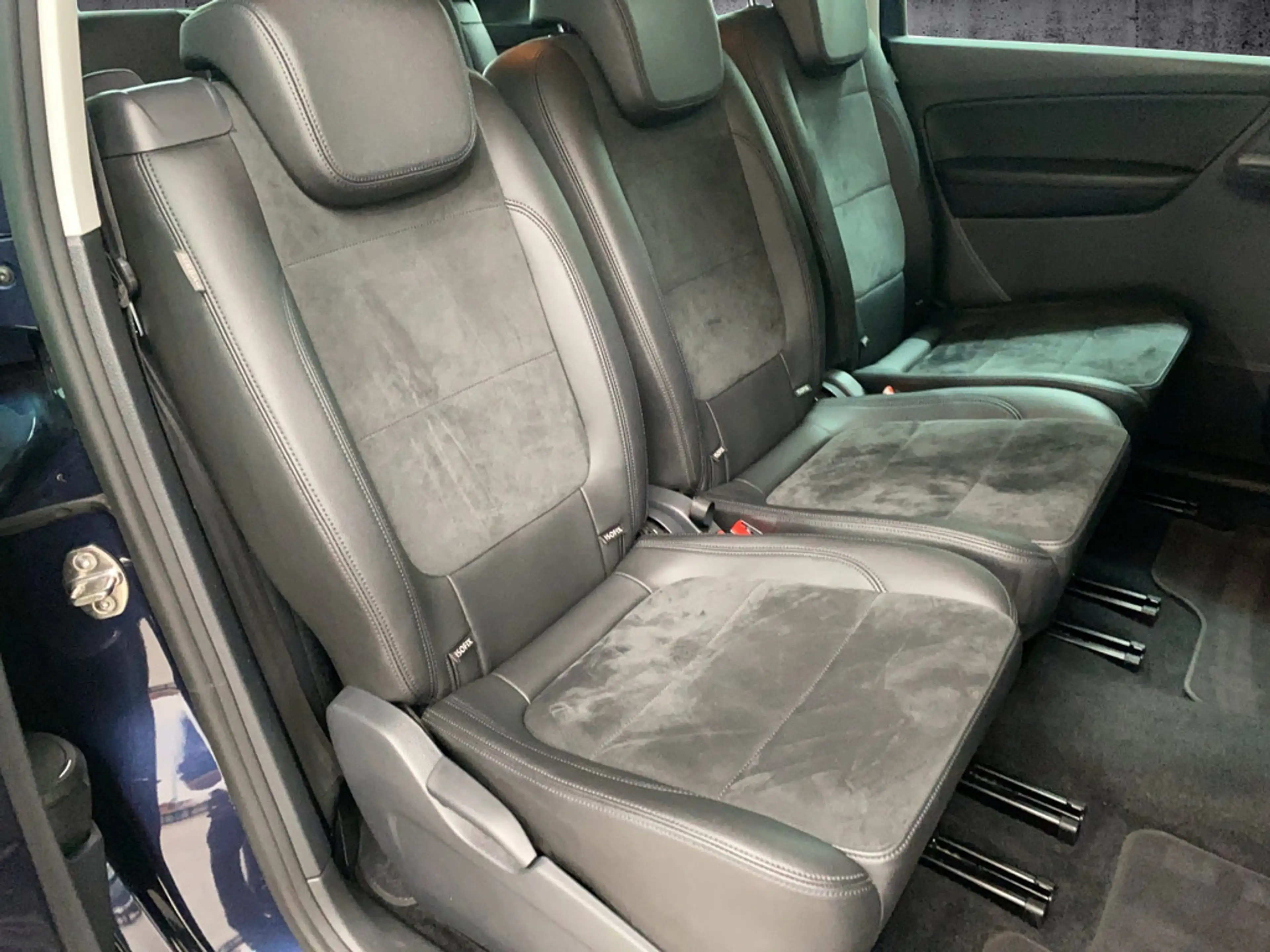 Volkswagen Sharan 2.0 TSI Highline DSG 7-Sitzer+Leder+AHK — photo 12