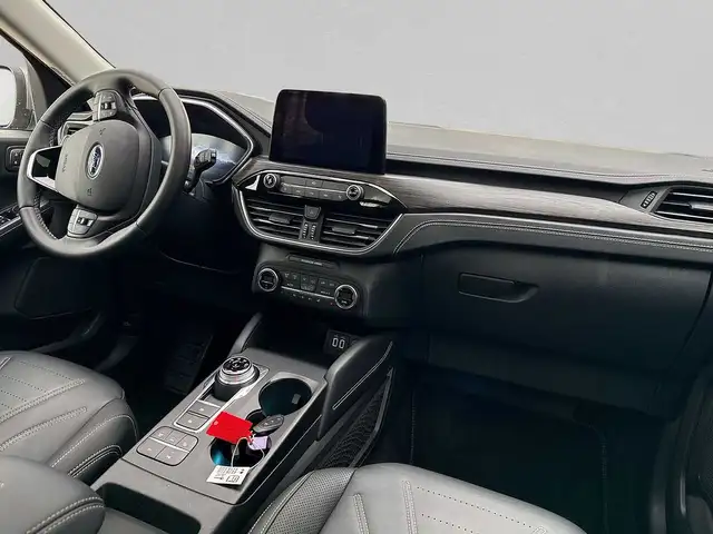 Ford Kuga view 4