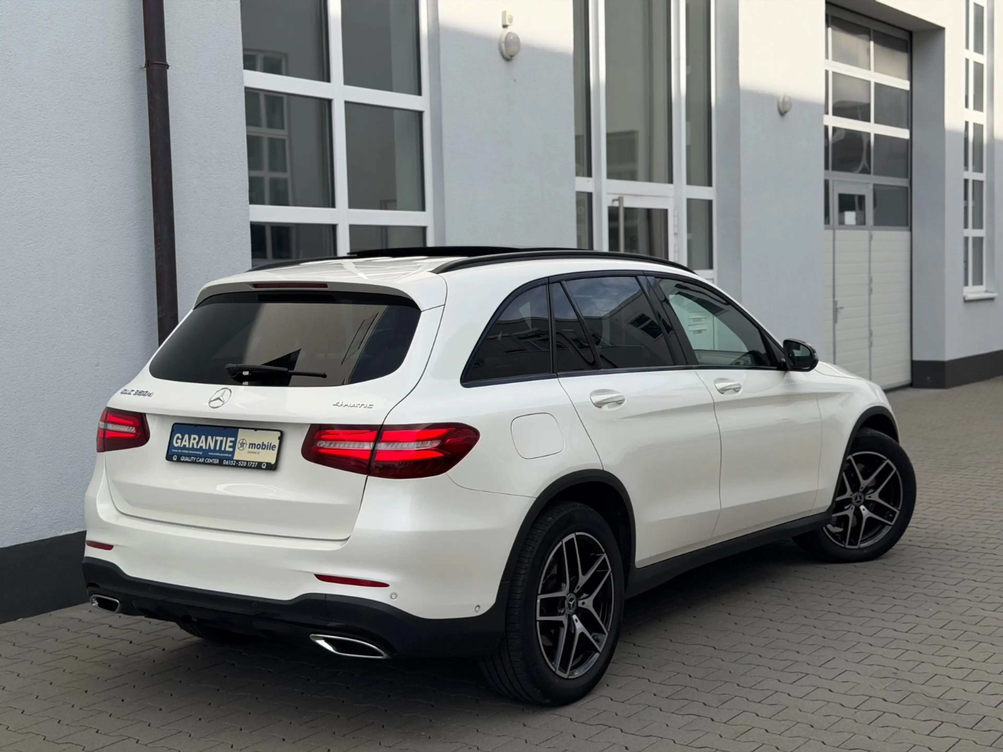 Mercedes-Benz GLC 350 V6 4Matic 9G *AMG*DESIGNO*PANO*AHK*KAME* — photo 3