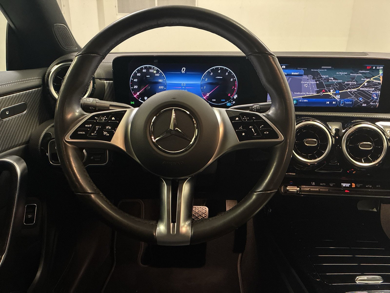 Mercedes-Benz CLA 180 Coupé PTS Cam Navi Wide LED SHZ — photo 9