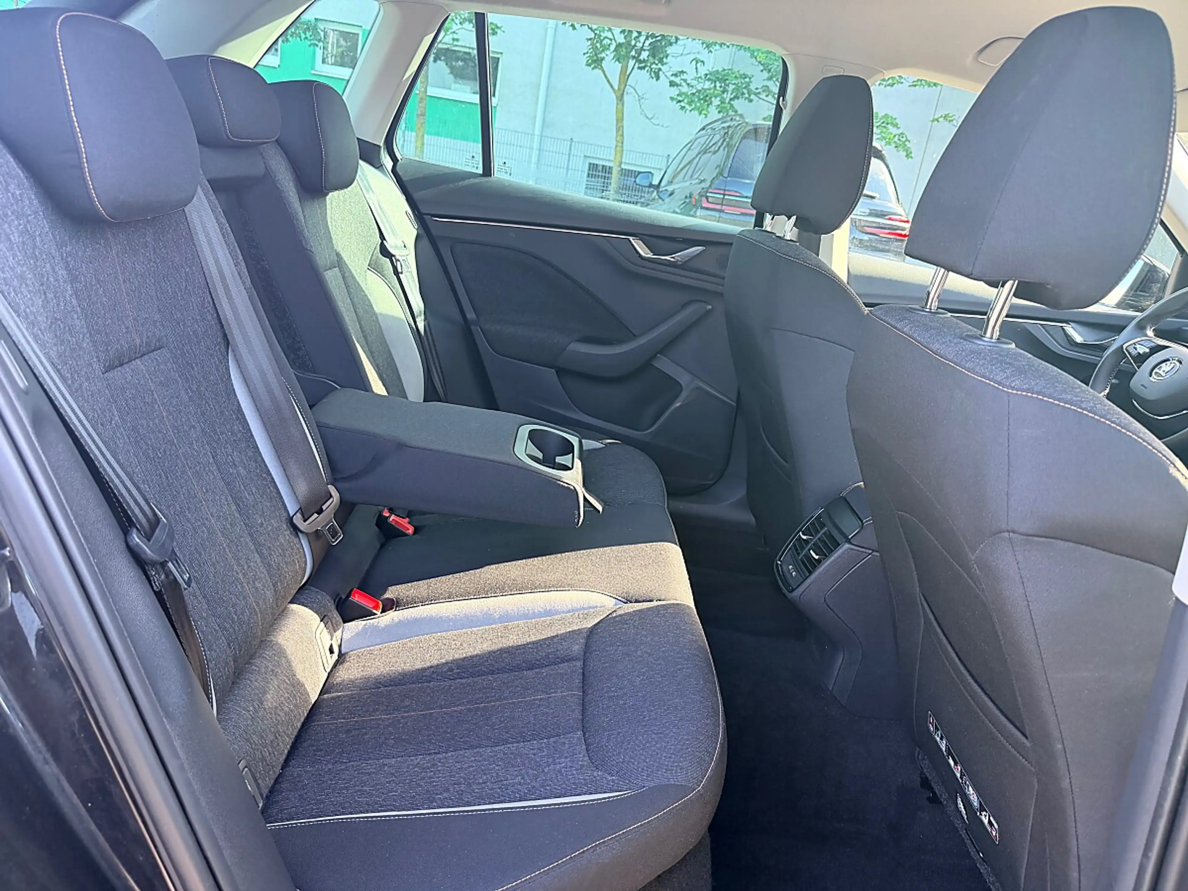 Skoda Kamiq 1,0 TSI Style DSG — photo 13