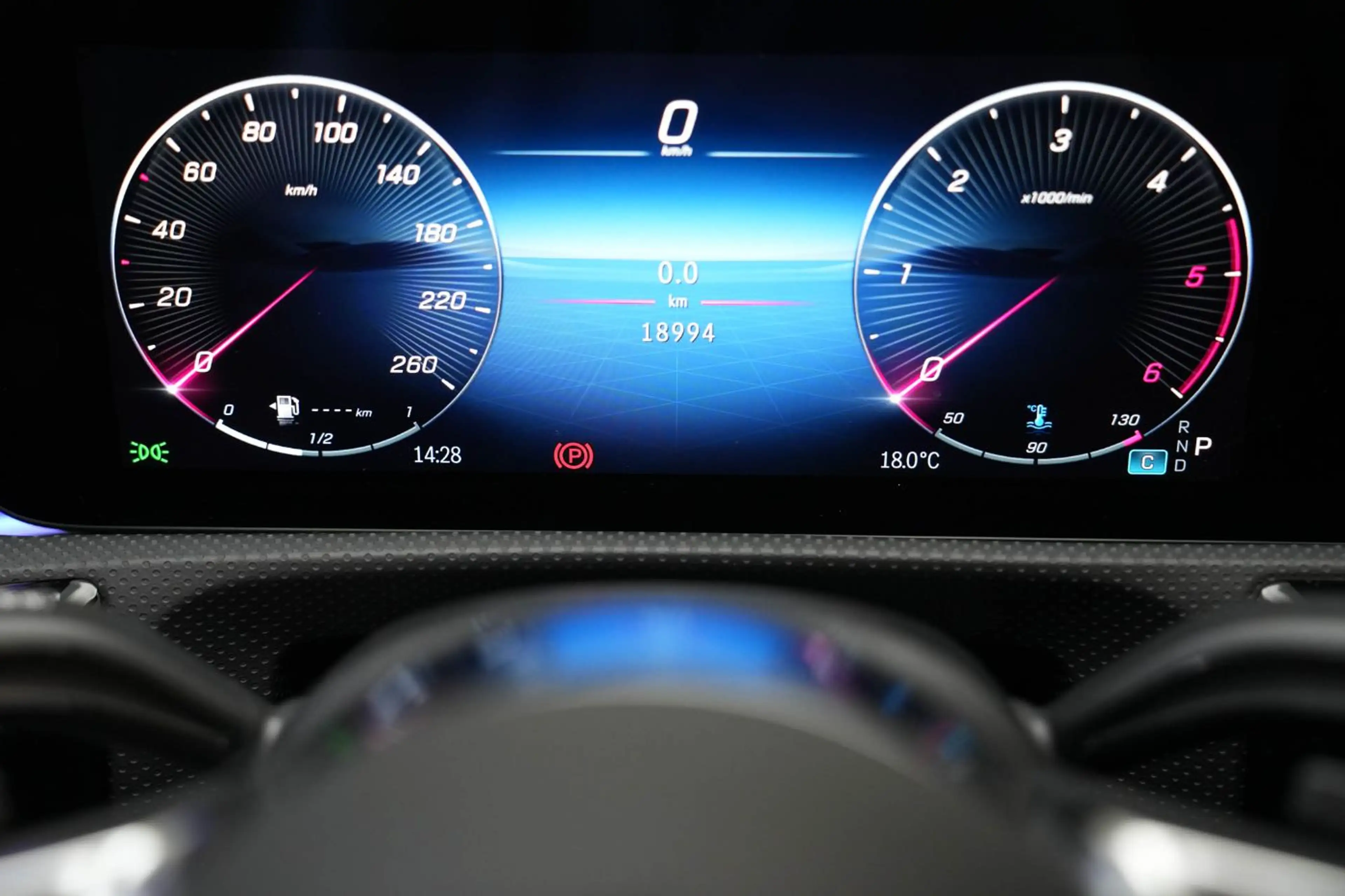 Mercedes-Benz CLA 180 d Coupé W-Paket KAM SpurH FLA — photo 5