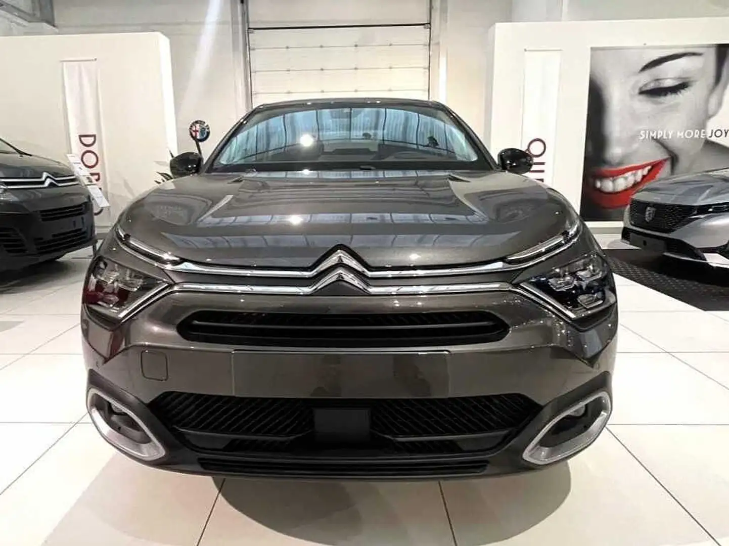 Citroen C4 X PureTech 130 S&S EAT8 Max KM ZERO Gris - 2