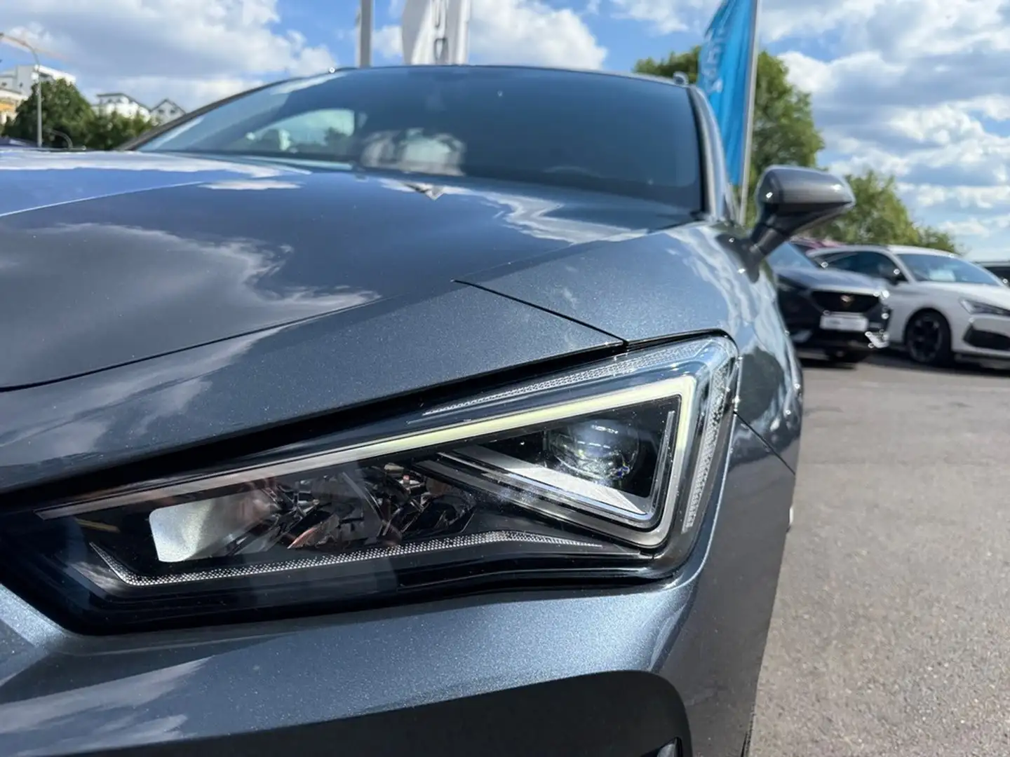 CUPRA Leon ST 1,4 VZ e-Hybrid Automatic Grau - 2