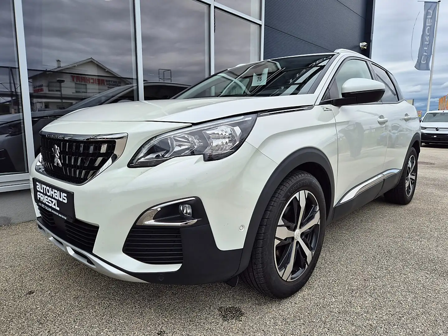 Peugeot 3008 1,5 BlueHDi 130 S&S EAT8 Allure Aut. Weiß - 1
