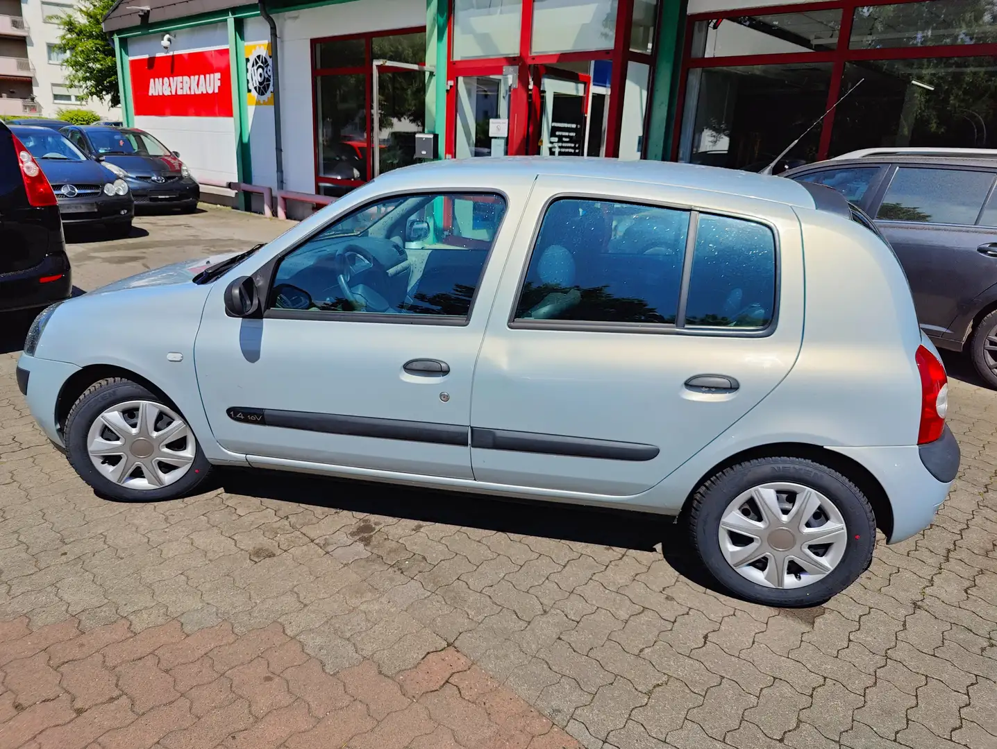 Renault Clio 1.4 16V Dynamique,Automatik Plateado - 1