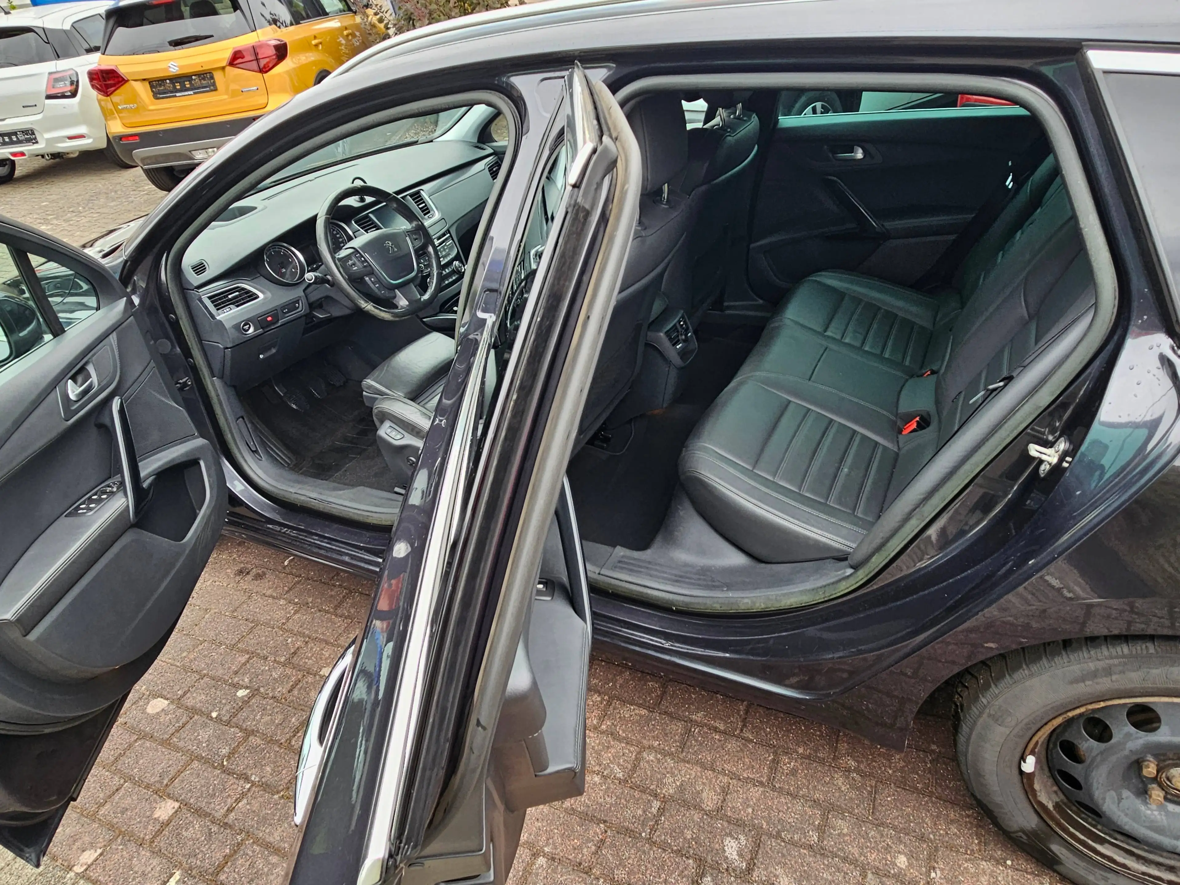 Peugeot 508 Allure — photo 11