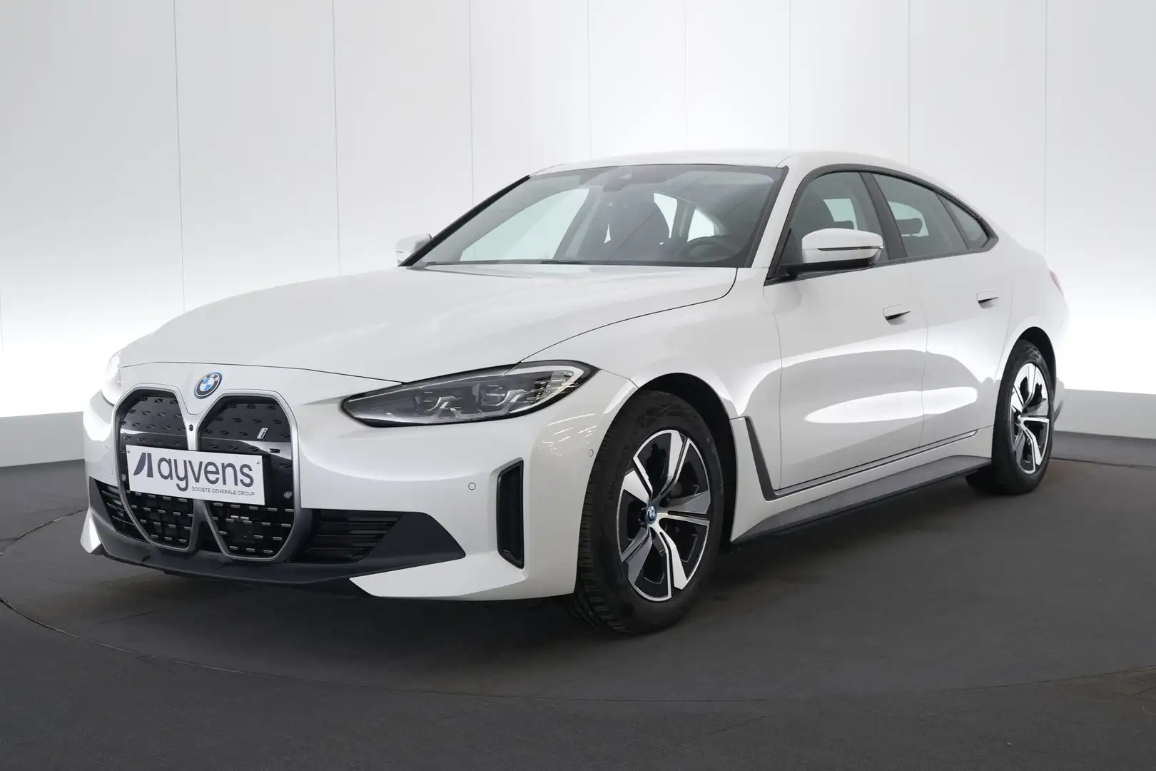 BMW I4