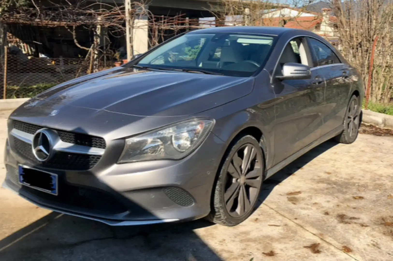 Mercedes-Benz CLA 180 cdi Executive auto Grigio - 1