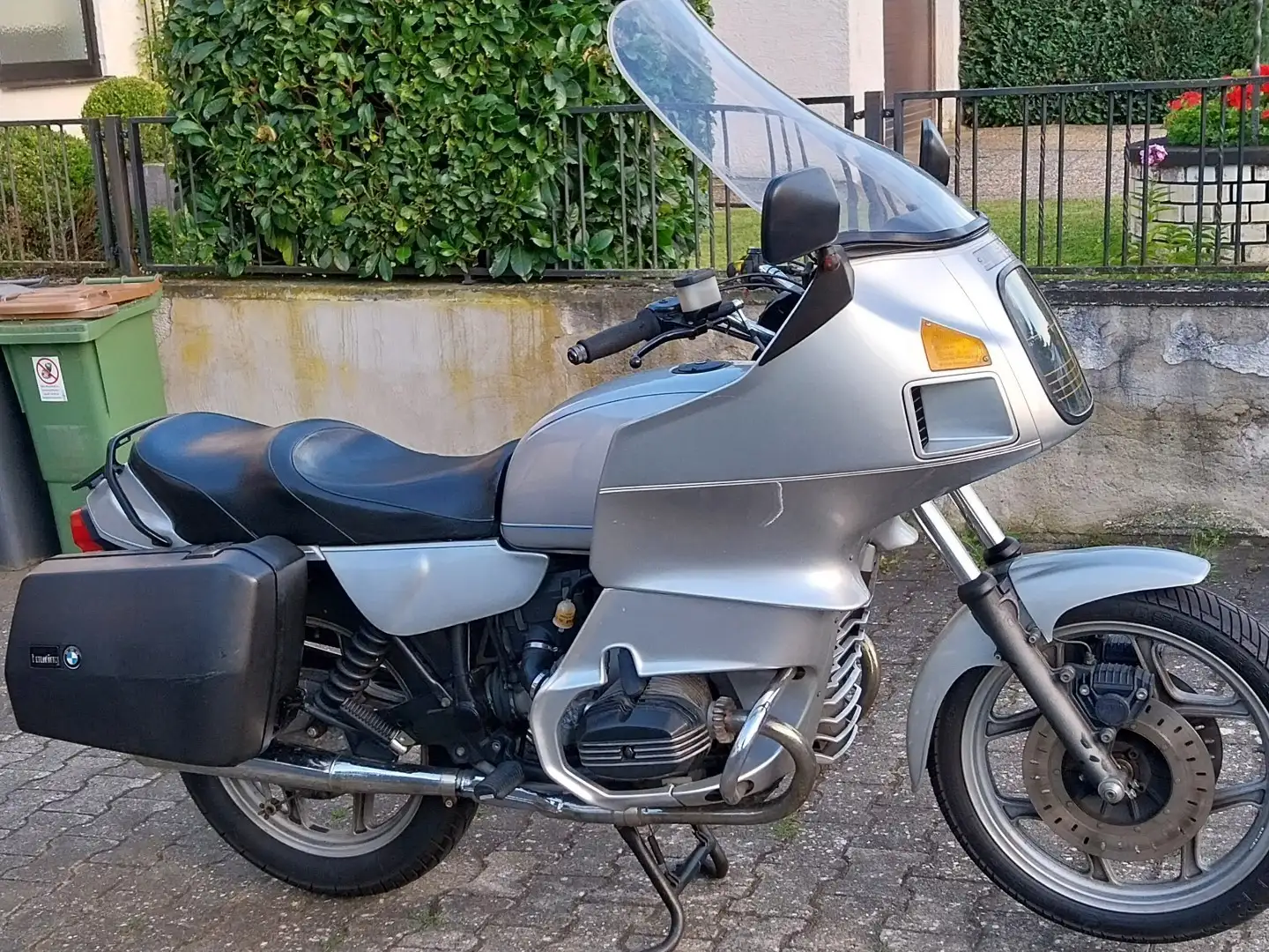 BMW R 65 Argent - 1