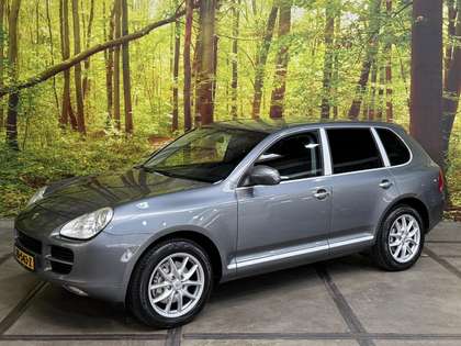 Porsche Cayenne 4.5 S Automaat 340 PK Luchtvering 19 Inch BOSE Xen