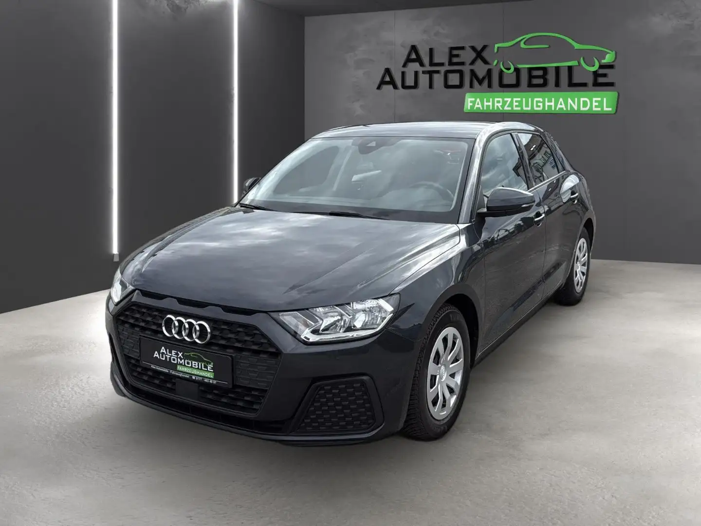 Audi A1 Sportback 25 TFSI*Navi*Virtual* Grau - 2