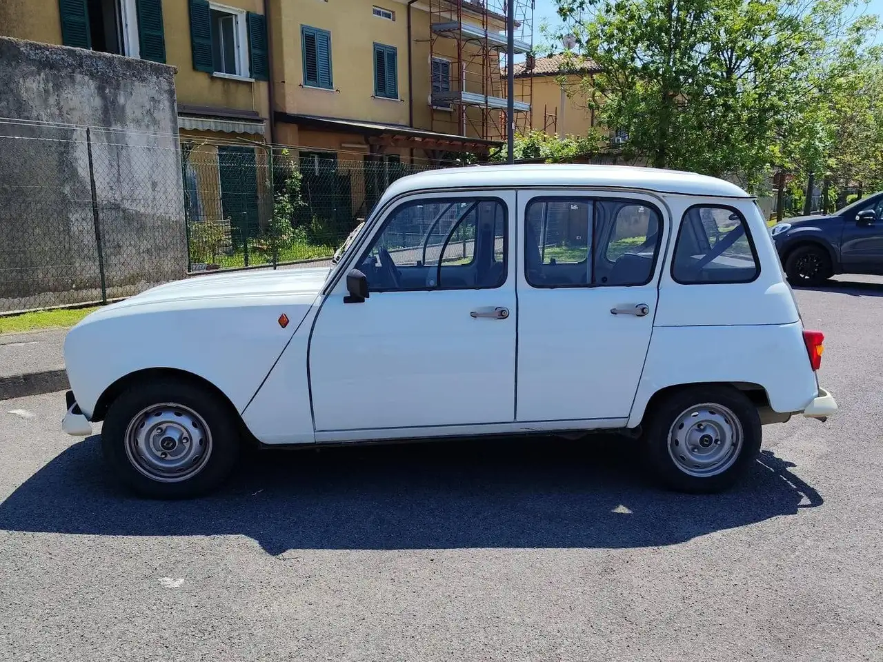 Renault R 4 R4 5p 956 TL, foto 3