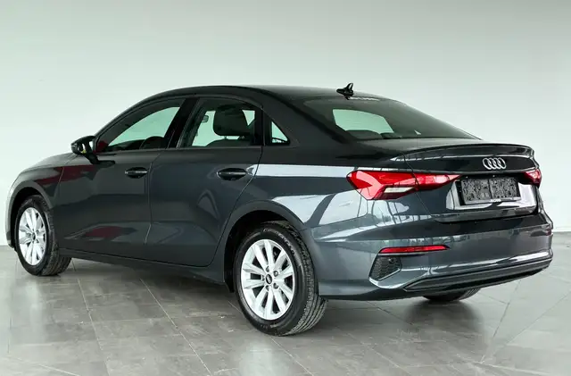 Audi A3 view 9