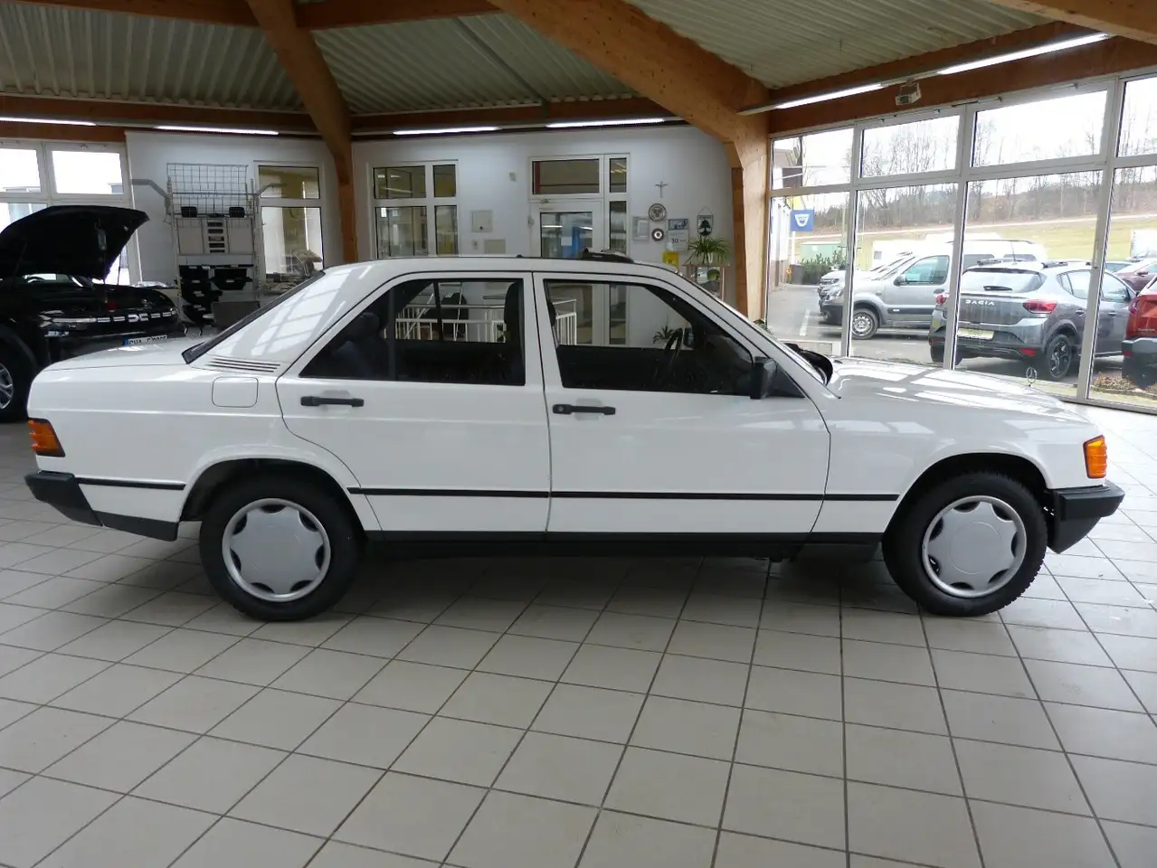 Mercedes-Benz 190 D 2.0 [1. Hand/Automatik/Oldtimer], foto 3