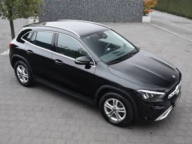 Mercedes-Benz GLA 180 1.3i 150pk Autom.Led/Adapt.Cruise/Cam/Carplay/Dab+