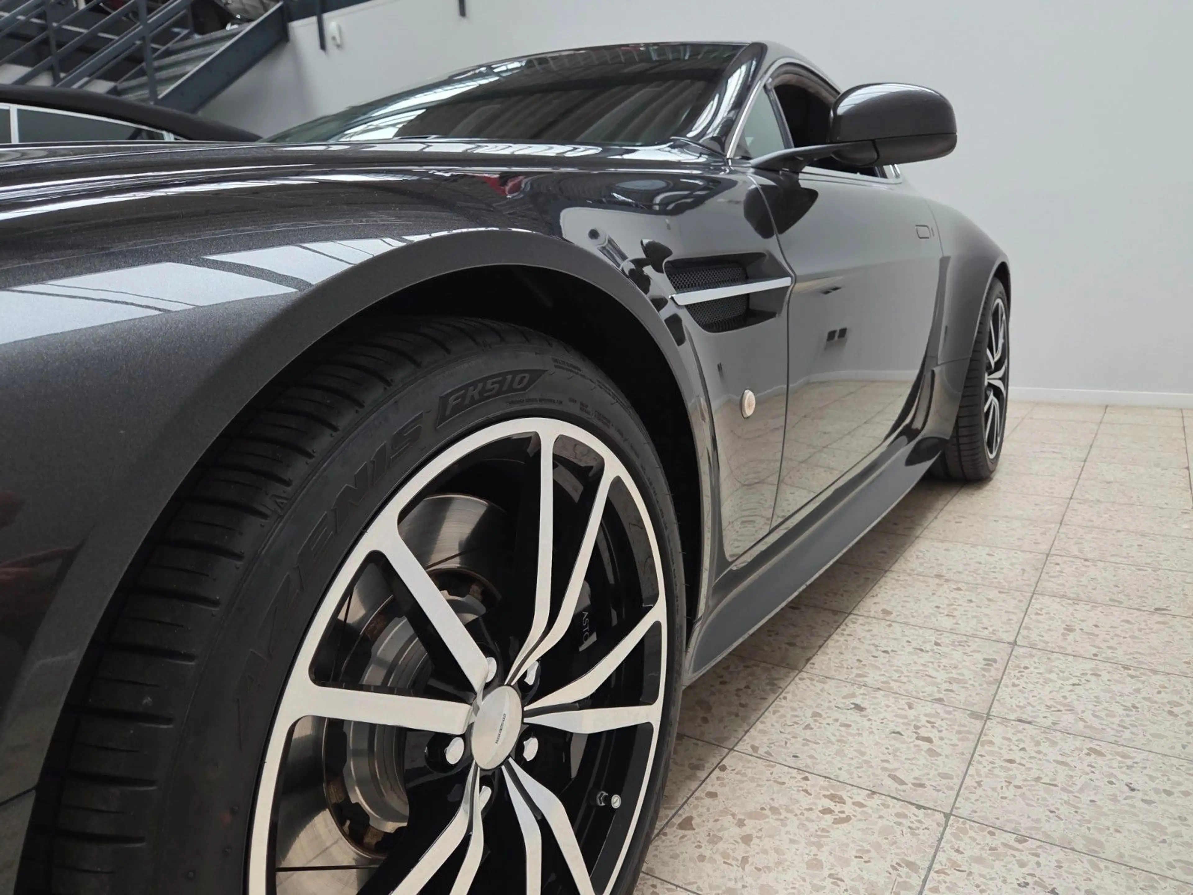 Aston Martin V8 V8 SP10 Vantage 4.7l S MANUEL !!! — photo 9