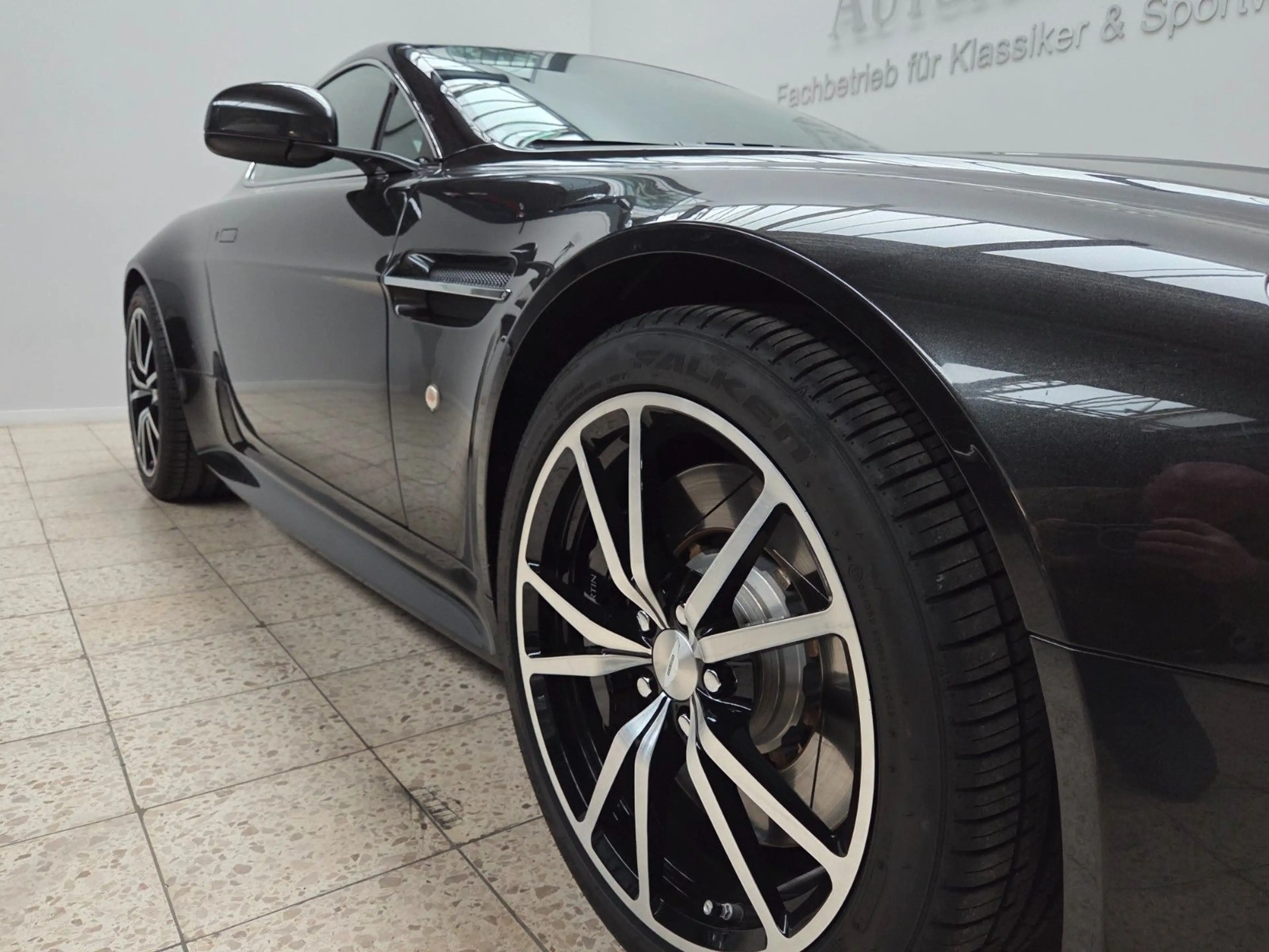 Aston Martin V8 V8 SP10 Vantage 4.7l S MANUEL !!! — photo 7
