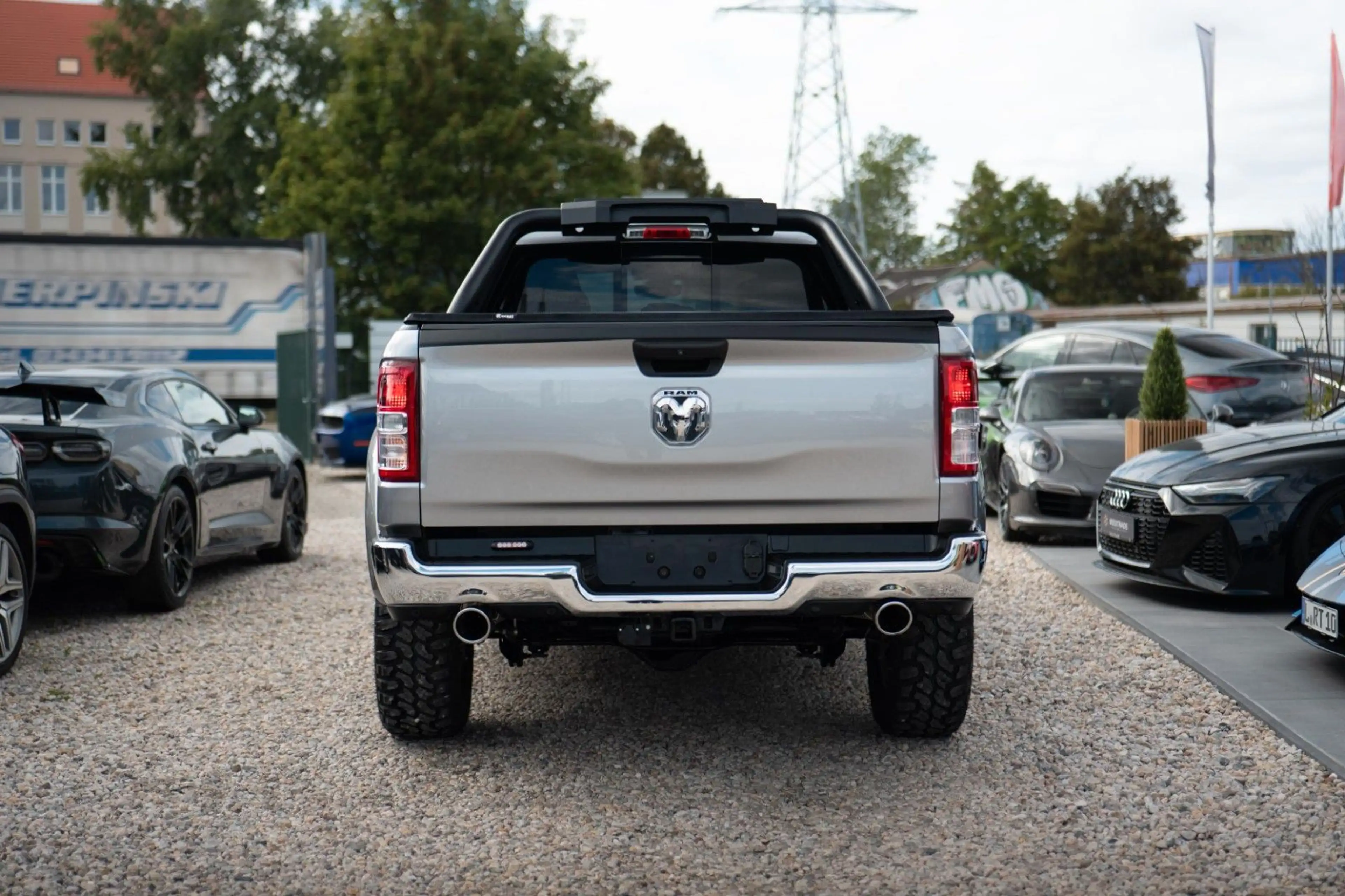 Dodge RAM 5.7 V8 HEMI 4x4 OFFROAD Bodylift LONGBED LED — photo 5