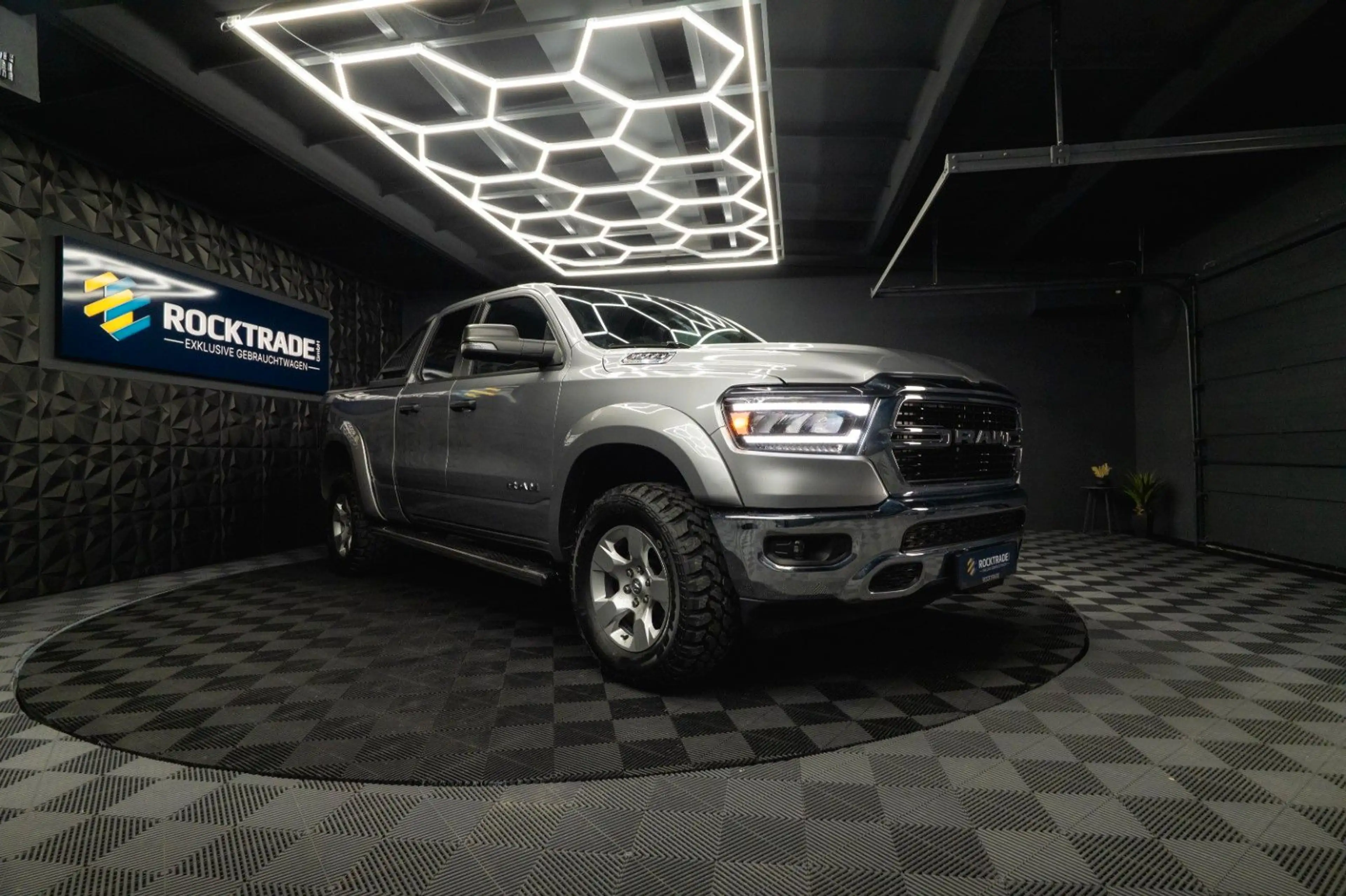 Dodge RAM 5.7 V8 HEMI 4x4 OFFROAD Bodylift LONGBED LED — photo 14
