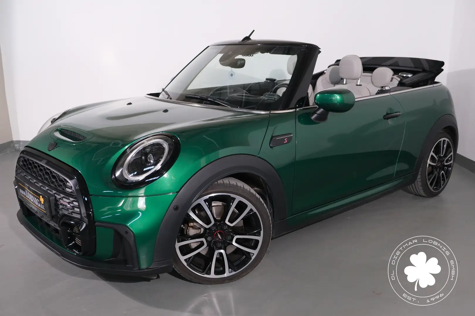 MINI Cooper S Cabrio Cooper S 2.0 John Cooper Works | RFK | H&K | HUD Grün - 1