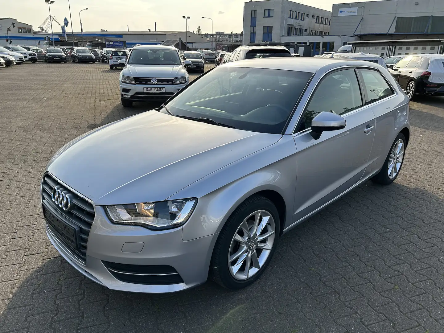 Audi A3 1.4 TFSI 3Türig/Navi/SHZ/Scheckh. Zilver - 1