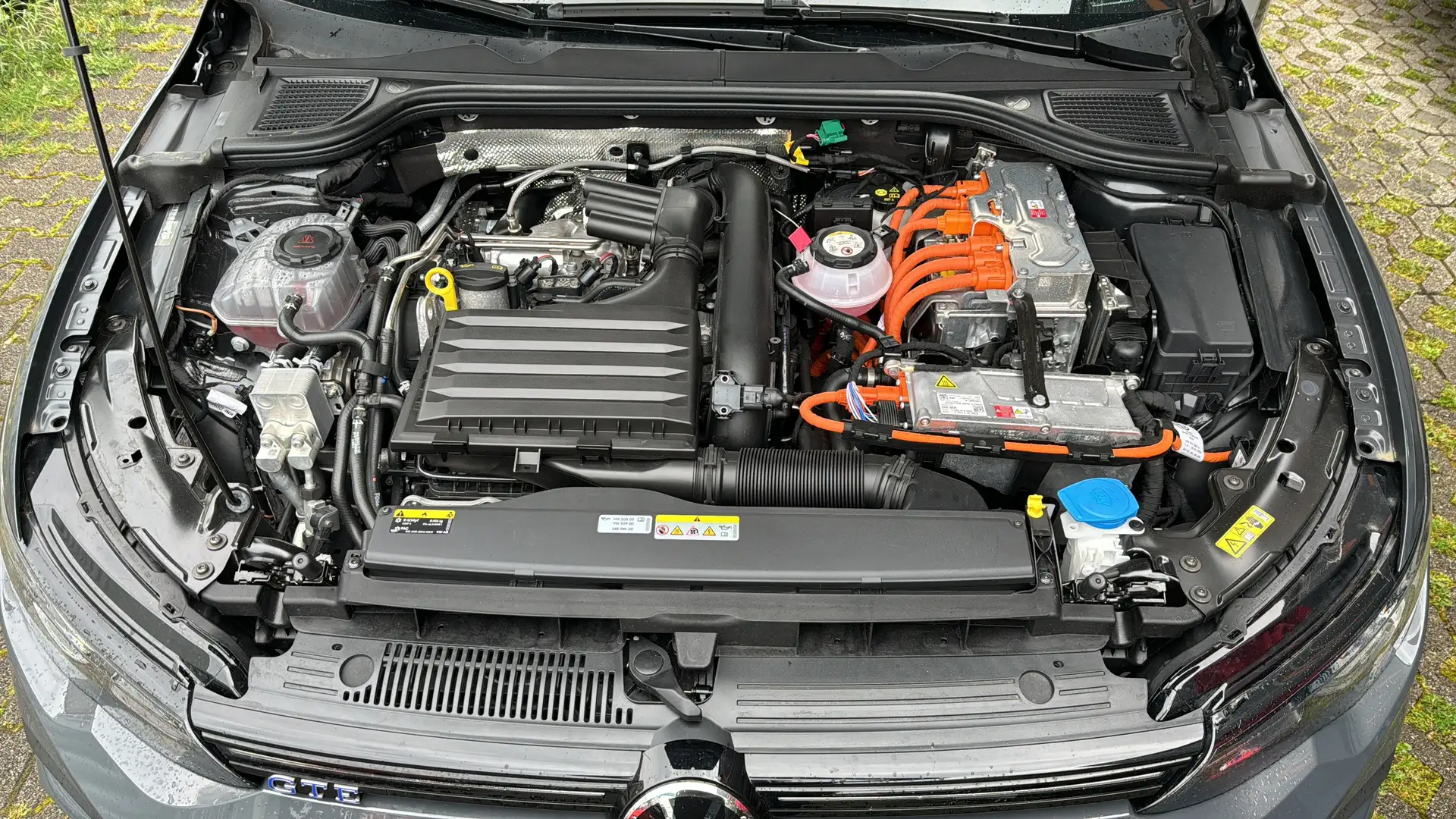 Volkswagen Golf GTE Golf VIII Plug-In-Hybrid 1.4 eHybrid OPF DSG Grau - 2