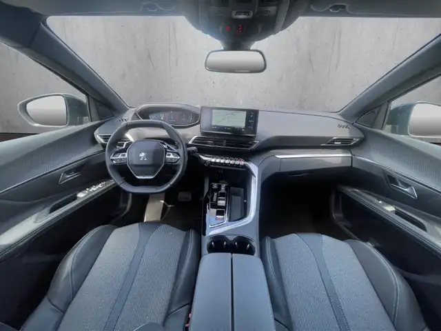 Peugeot 3008 view 12